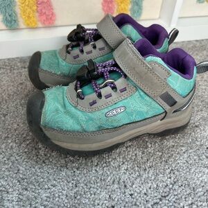 Toddler Keen Aqua and Gray Sneakers for hiking or everyday size 9